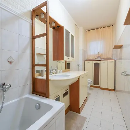 Abeti House Милан